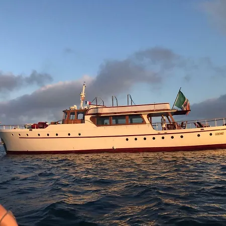 Emerald Botel *